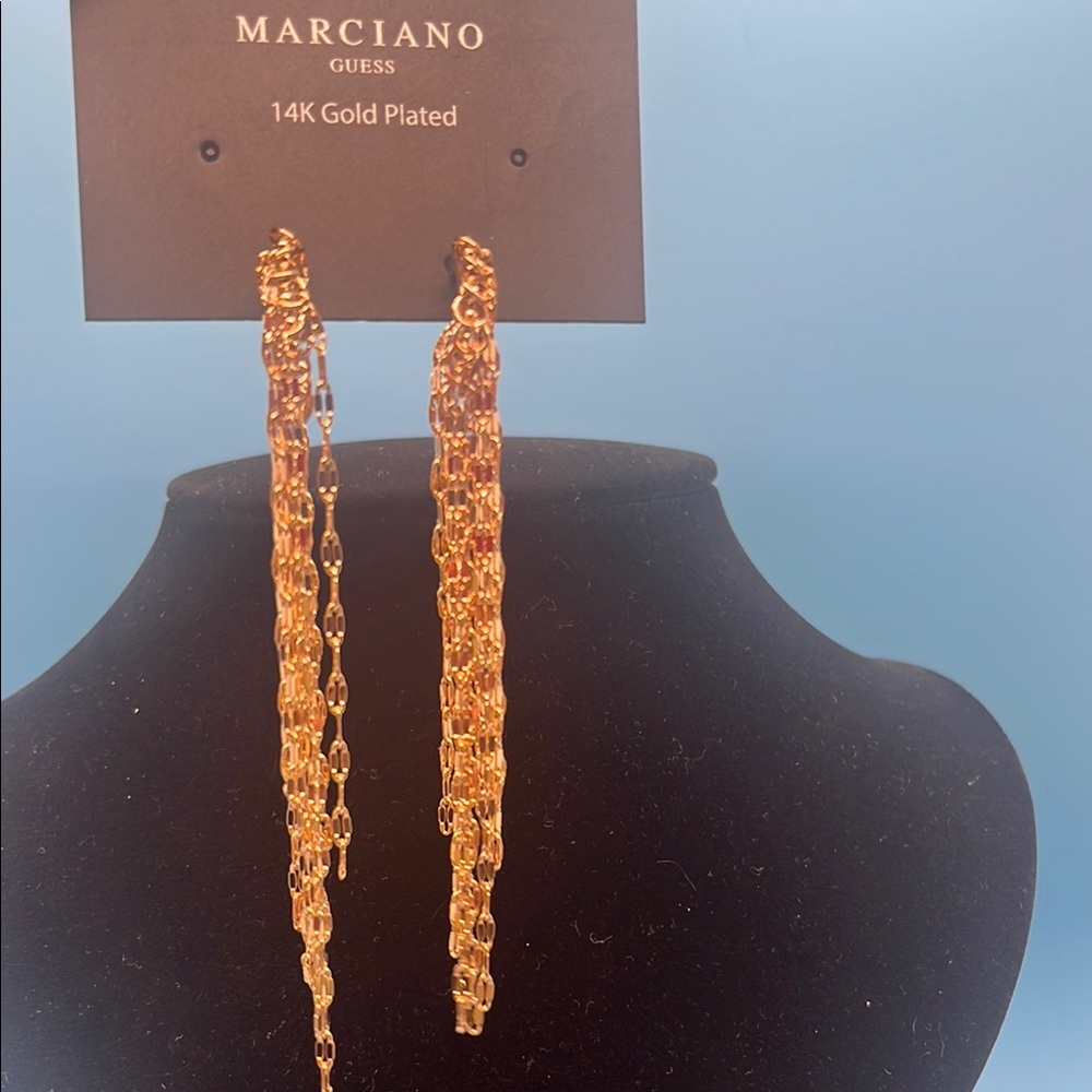 - #R10. Marciano Guess Gold Textured Chain Earrings